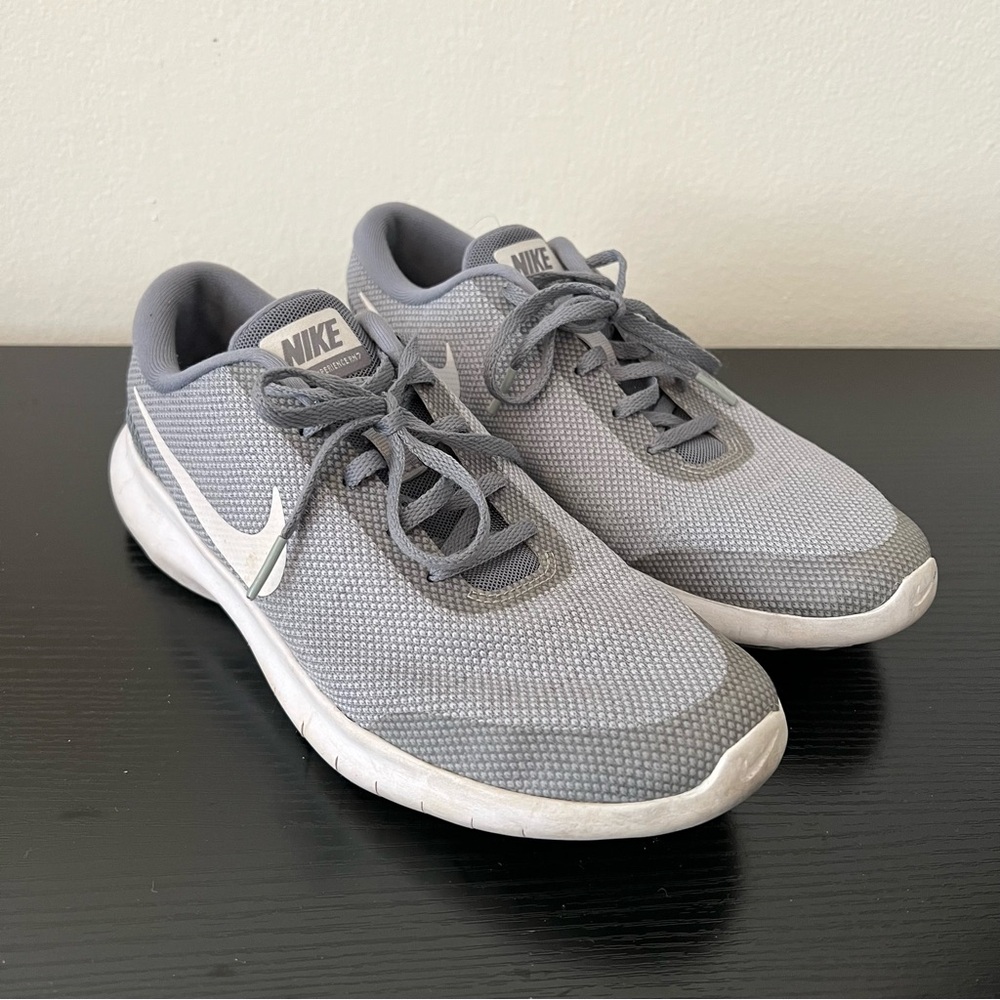 Nike women’s Flex Experience RN 7 'Wolf'